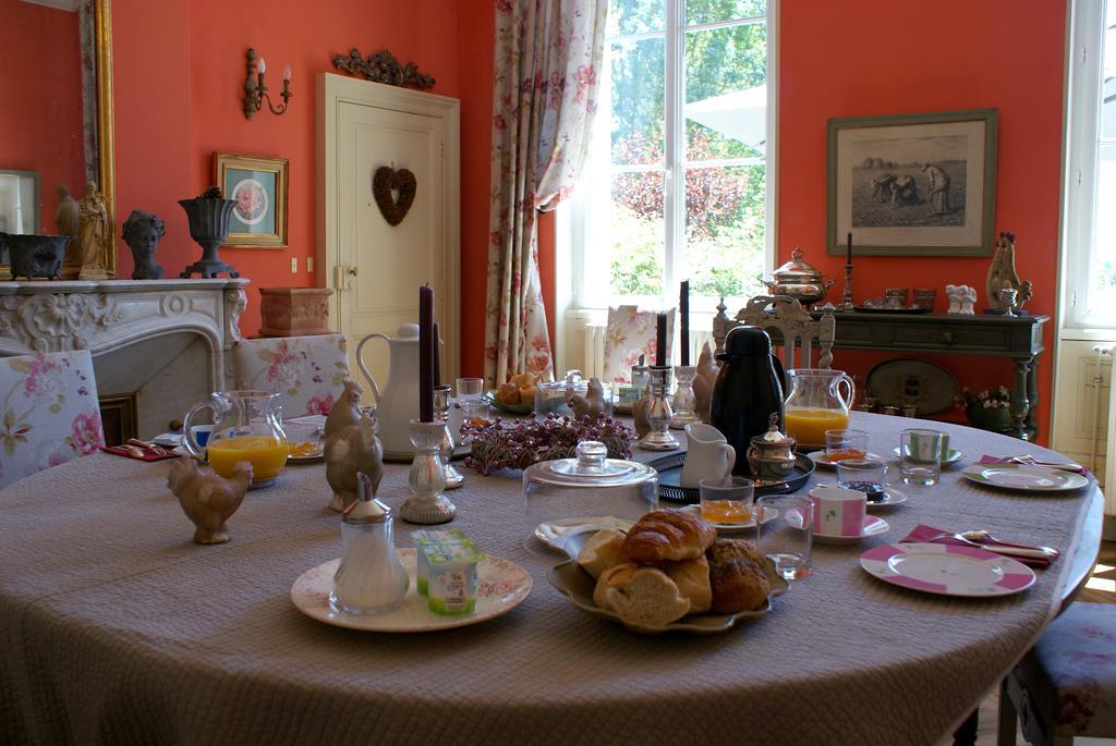 Chateau De Grenier Bed and Breakfast Saint-Léger Εξωτερικό φωτογραφία